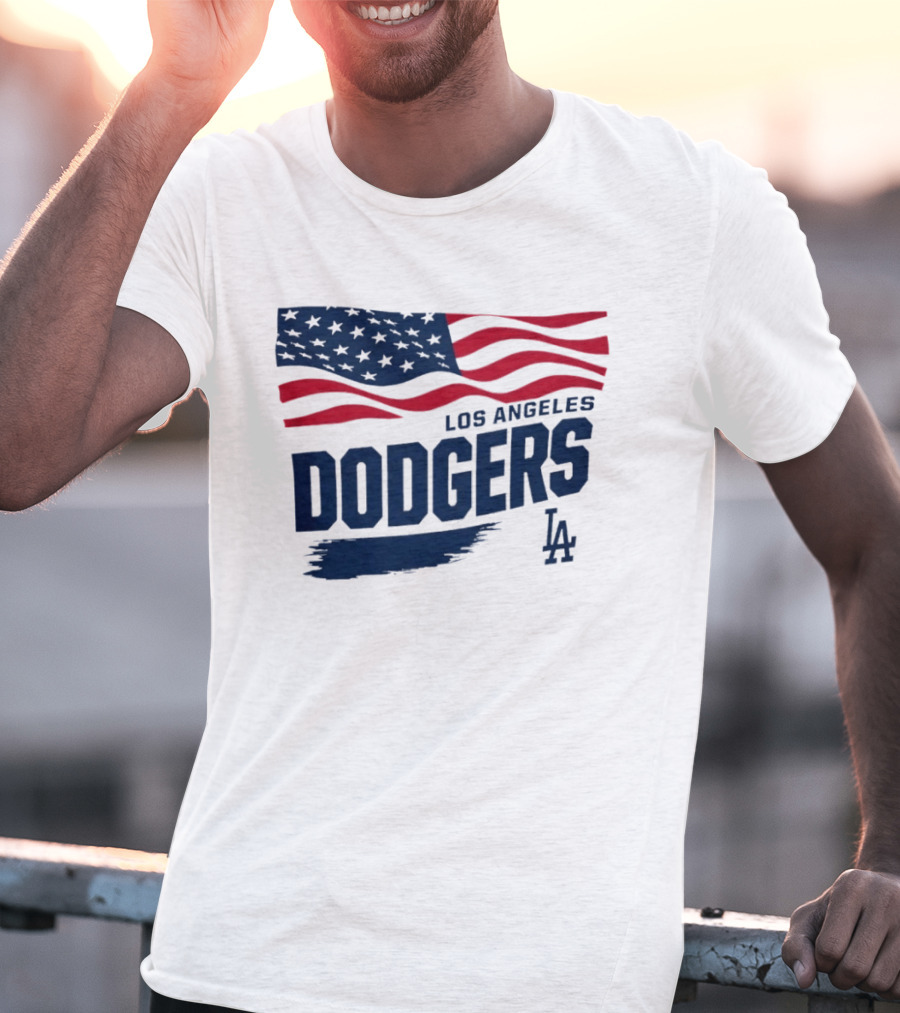 Los Angeles Dodgers Waving Flag LA Dodgers Starter Baseball Team T-Shirt