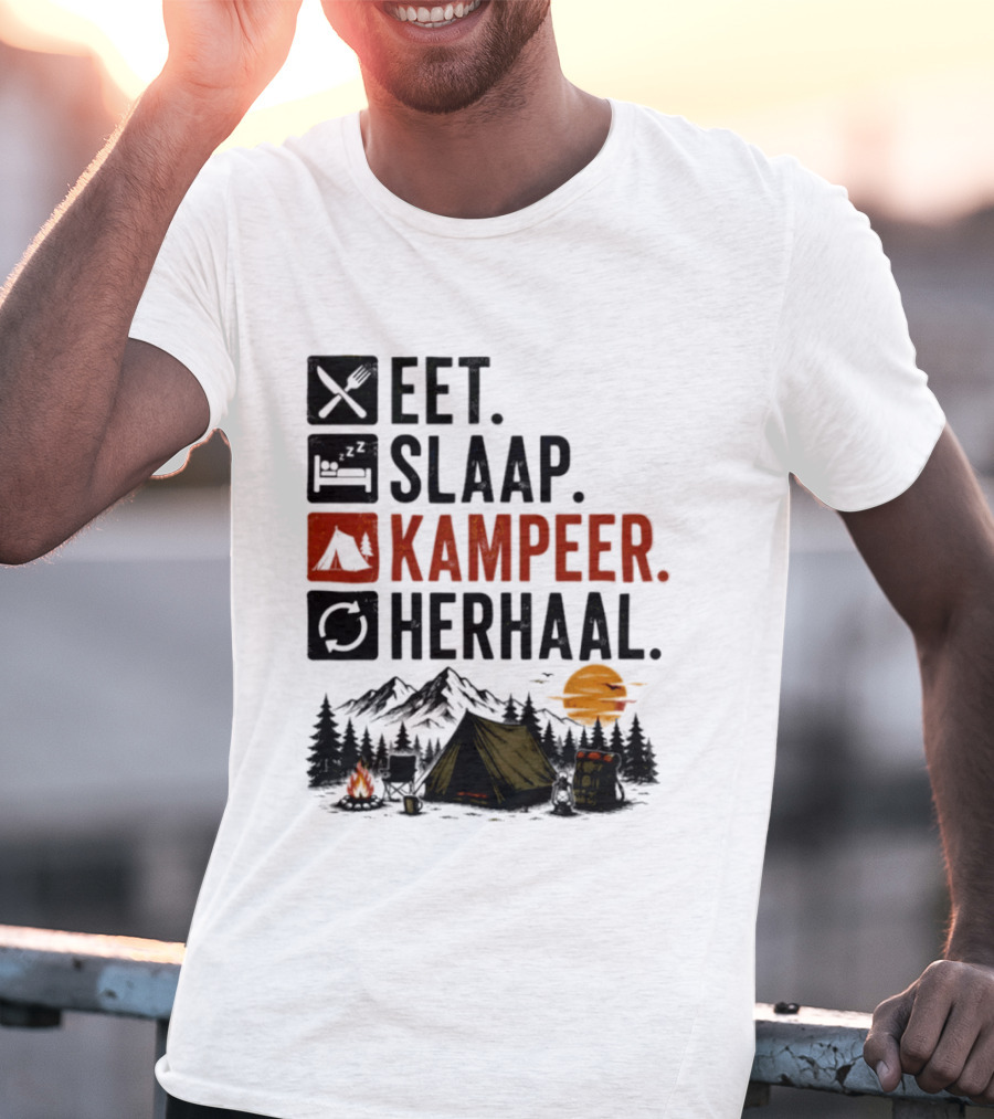 Eet Slaap Kampeer Herhaal Camping Tent Mountains Campfire Sunset T-Shirt