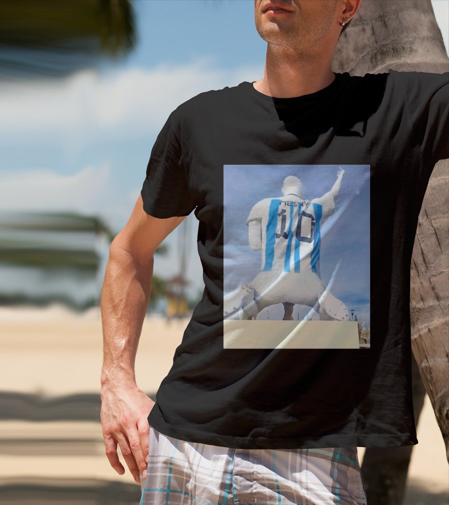 Lionel Messi 10 Argentina Jersey Statue Meme T-Shirt