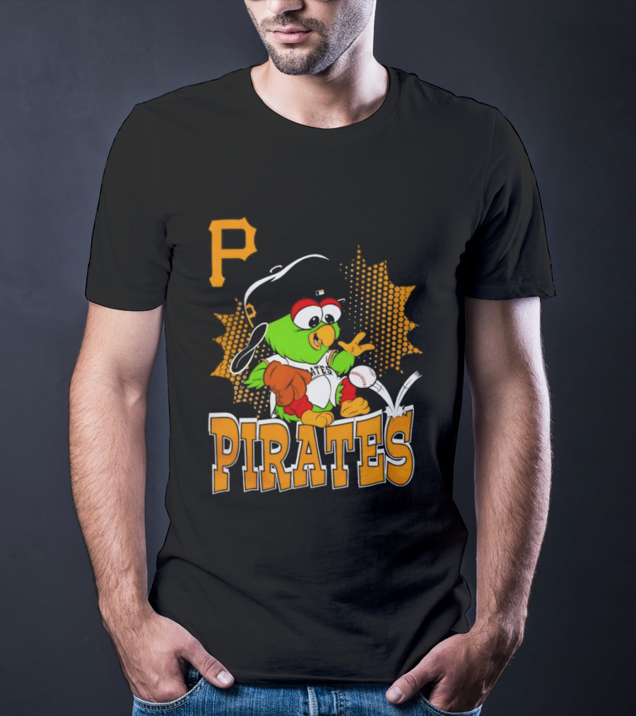 P Pittsburgh Pirates MLB Team Parrot Baseball T-Shirt
