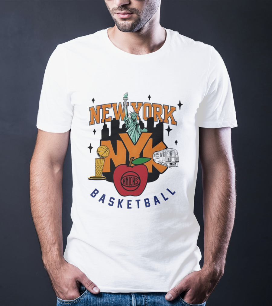 New York Knicks NYK Big Apple Basketball Statue Subway Skyline T-Shirt