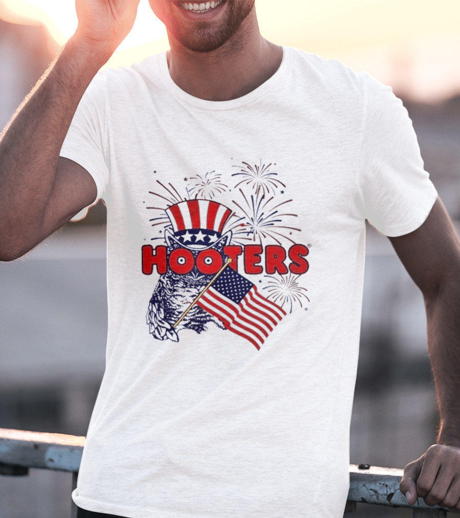 Hooters America Patriotic Owl Fireworks USA UPF 50+ T-Shirt