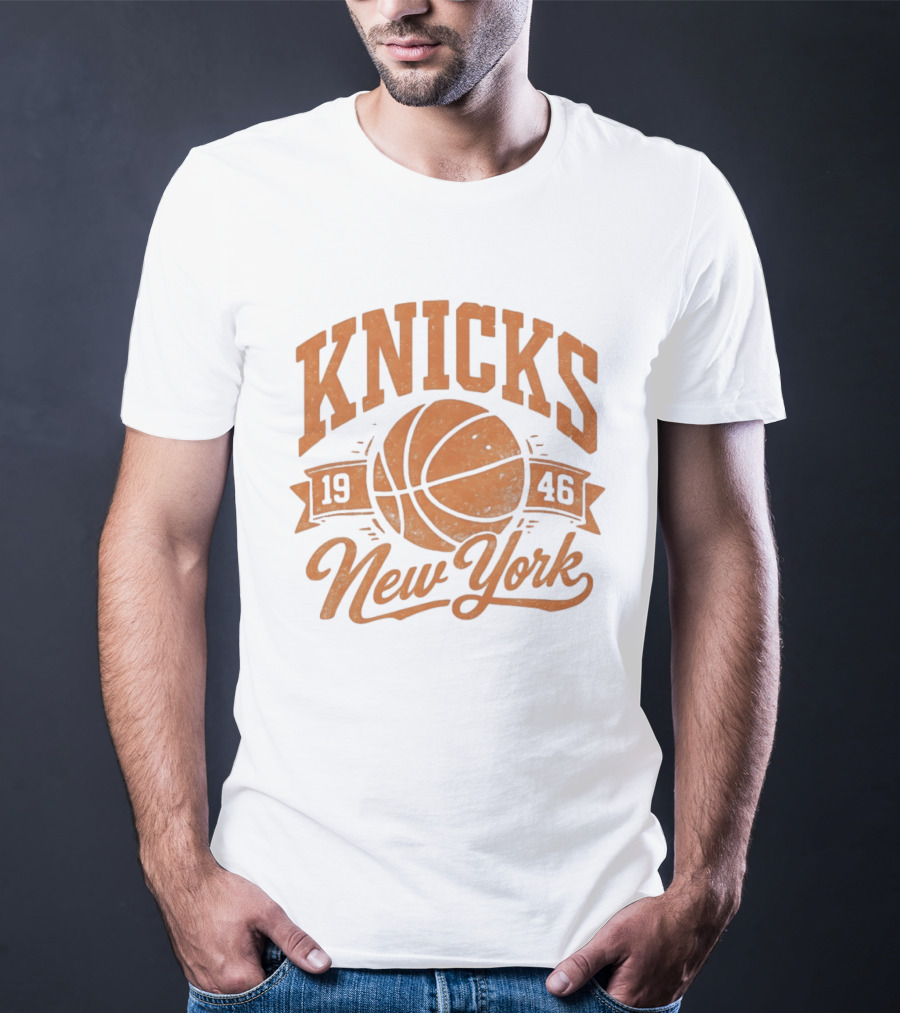 Knicks 1946 New York Distressed Basketball T-Shirt