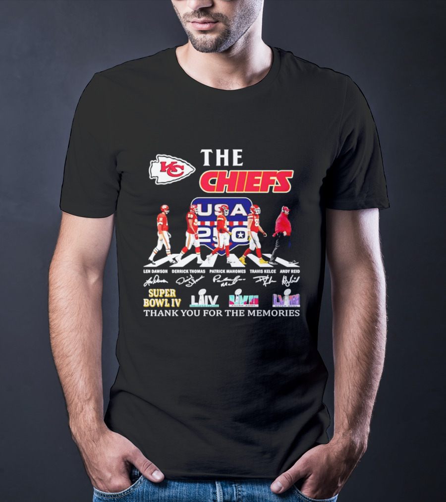 The Kansas City Chiefs Super Bowl LIV USA 2020 Champions Signatures Thank You For The Memories T-Shirt