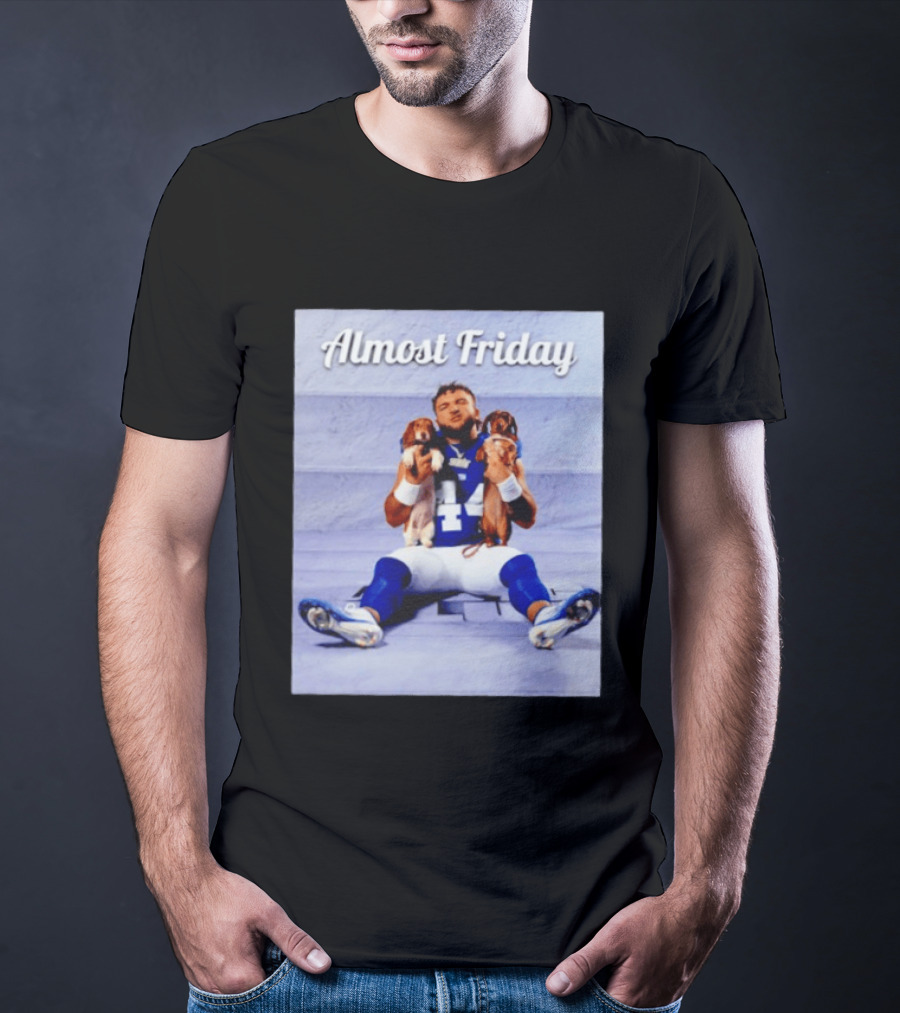Almost Friday New York Giants 44 Football Player With Dogs T-Shirt