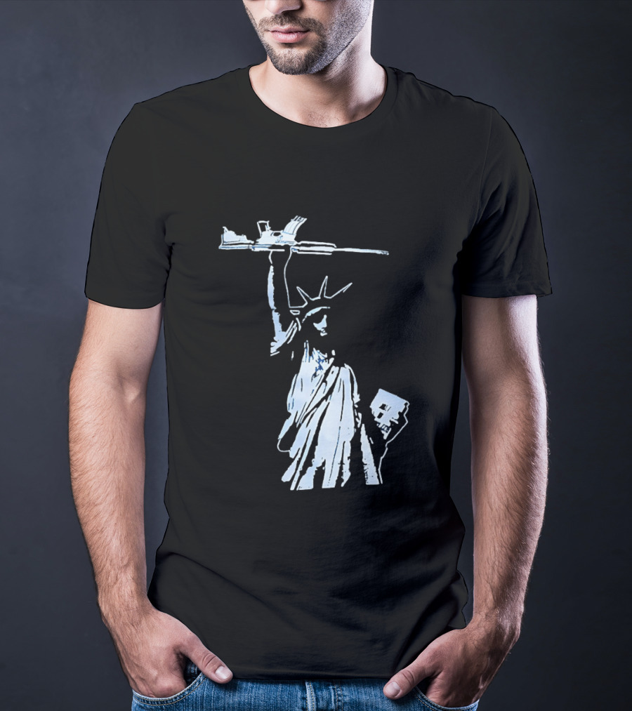 Statue Of Liberty Holding Assault Rifle July 4th Independence T-Shirt