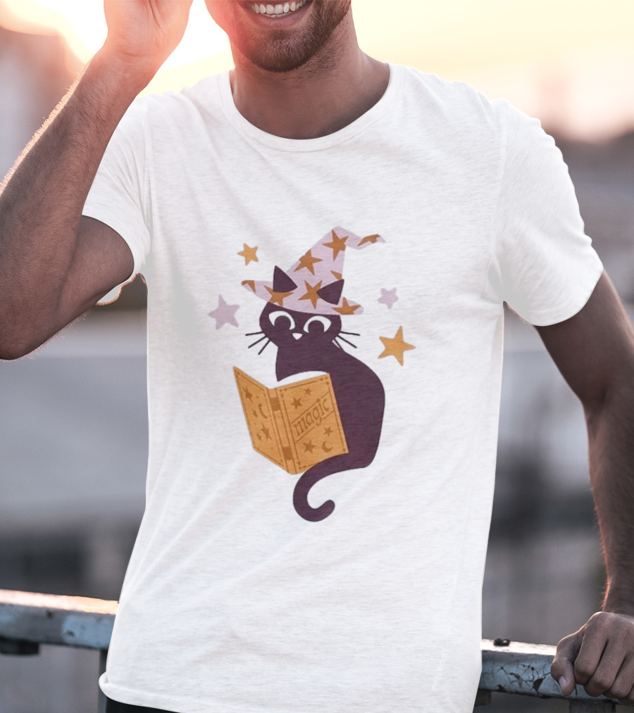 Magic Cat In Witch Hat Reading Spell Book With Stars T-Shirt