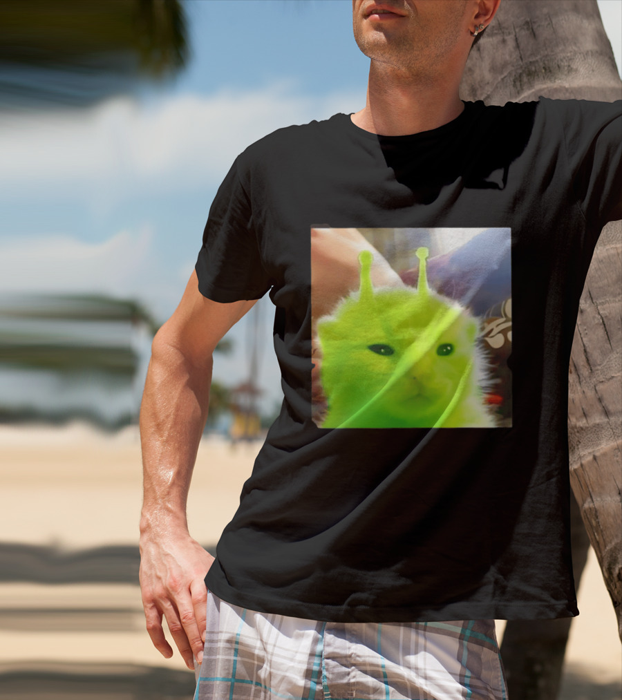 Gleep Alien Kitty Green Cat Antennae Fluffy Feline Fantasy T-Shirt