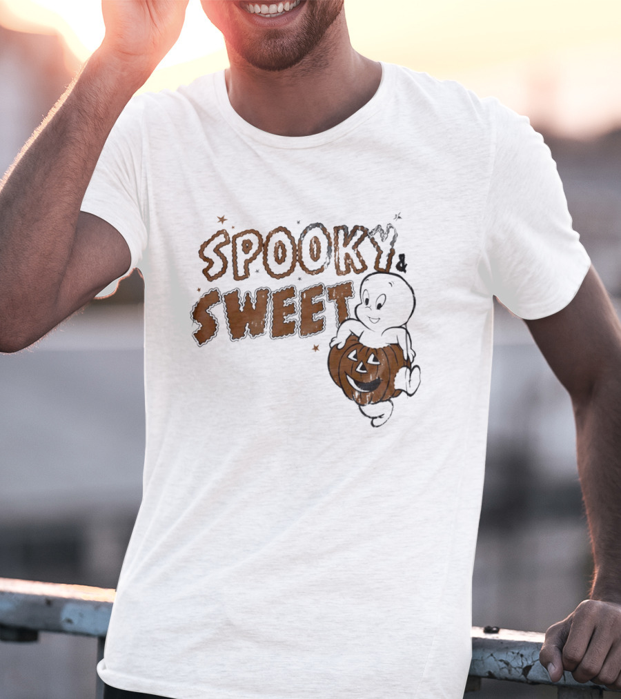 Casper The Friendly Ghost Spooky & Sweet Halloween Pumpkin Fun T-Shirt