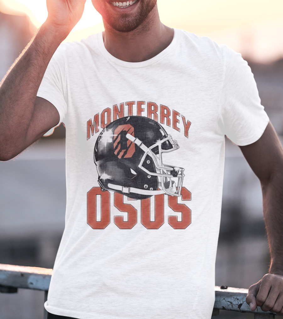 Monterrey Osos Football Helmet Monterrey Osos T-Shirt