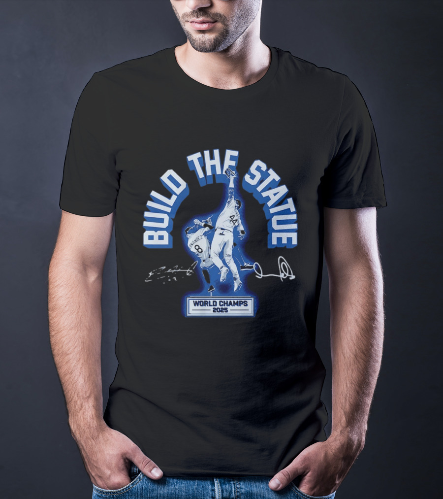 Build The Statue Hernández Pages World Champs 2025 T-Shirt