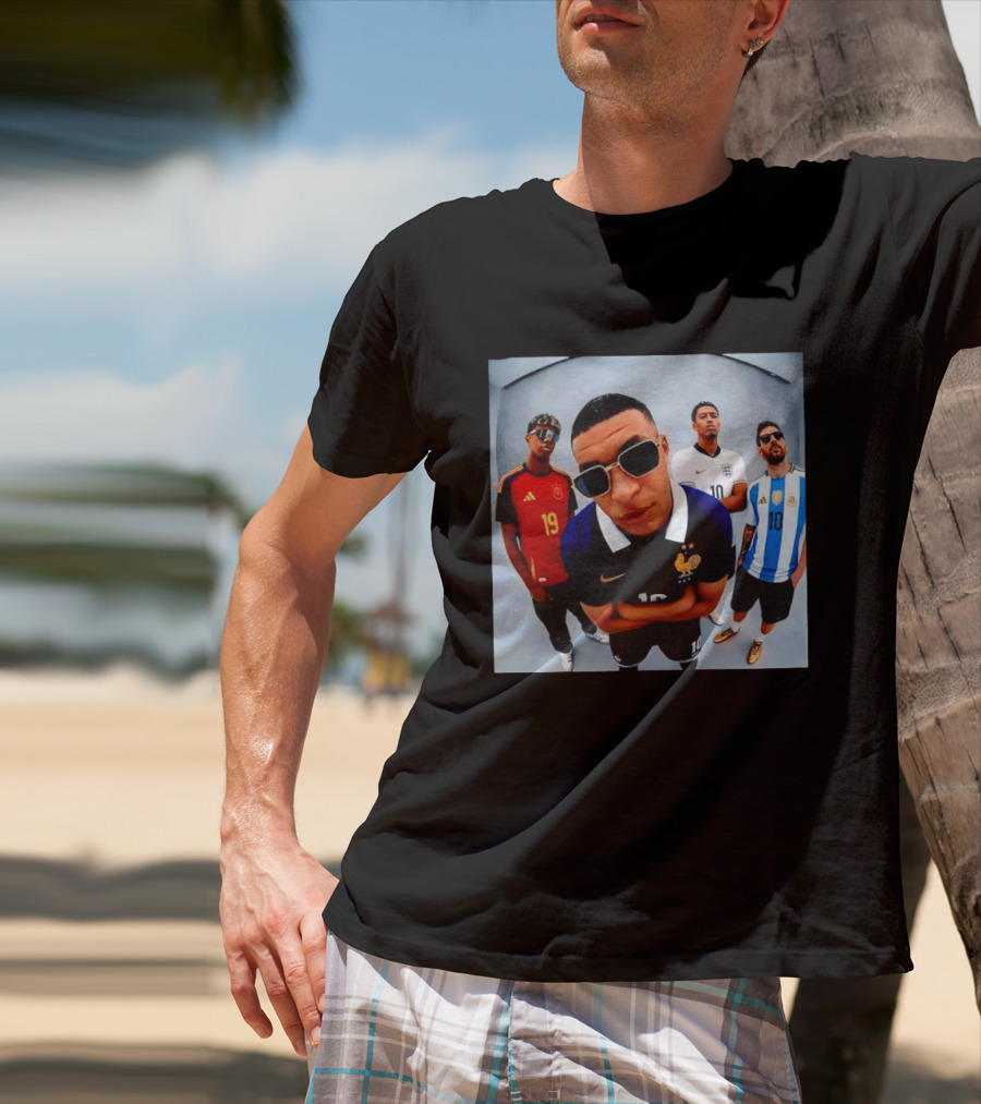 Kylian Mbappe Jude Bellingham Lionel Messi Football Stars Selfie Spain England Argentina France T-Shirt