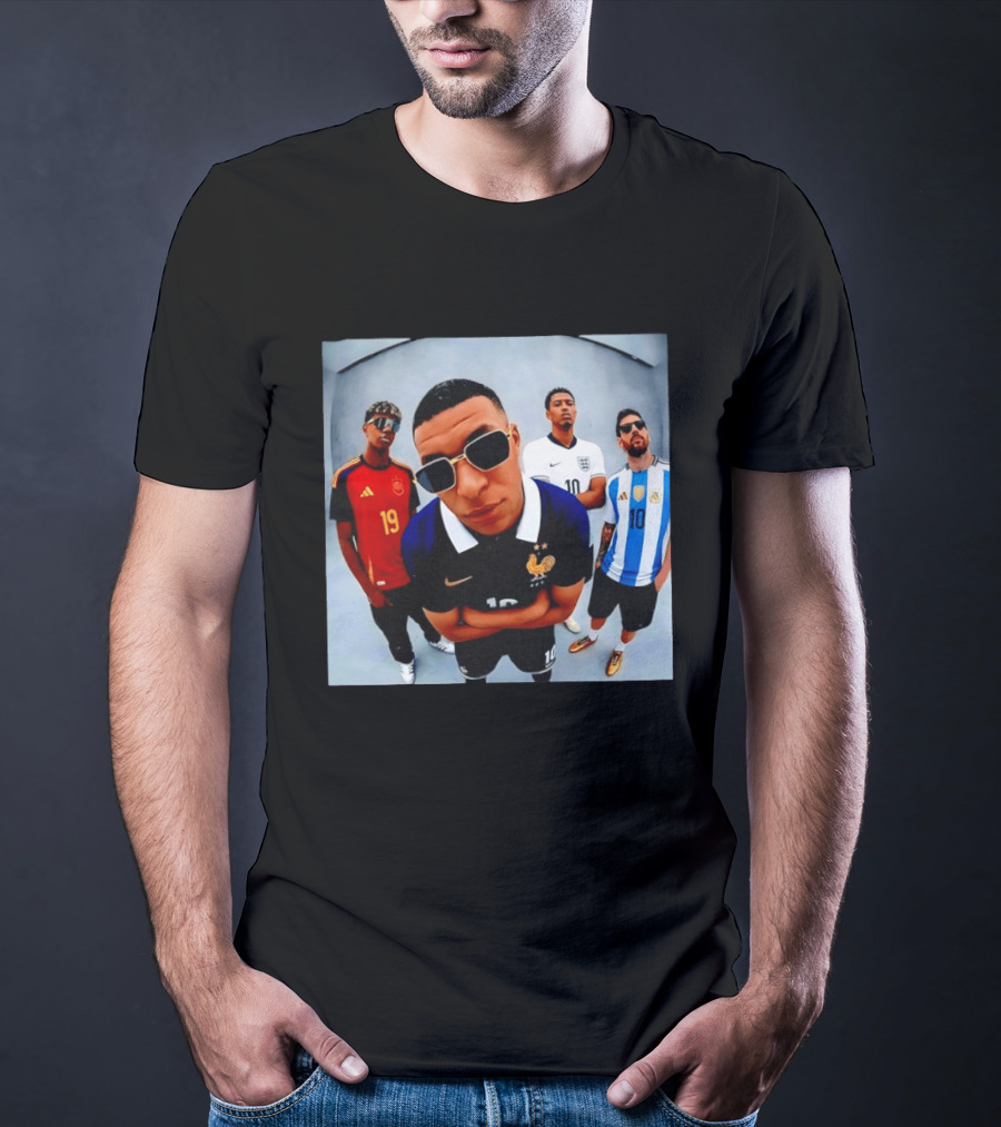 Kylian Mbappe Jude Bellingham Lionel Messi Football Stars Selfie Spain England Argentina France T-Shirt