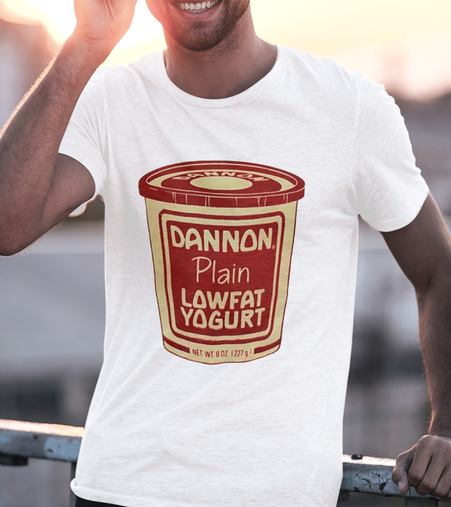 Dannon Plain Lowfat Yogurt 8oz 227g 1980s T-Shirt