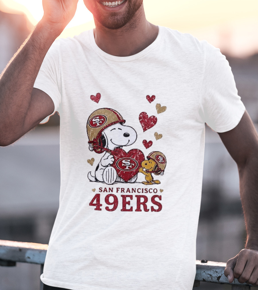 San Francisco 49ers Peanuts Snoopy Love Hearts T-Shirt