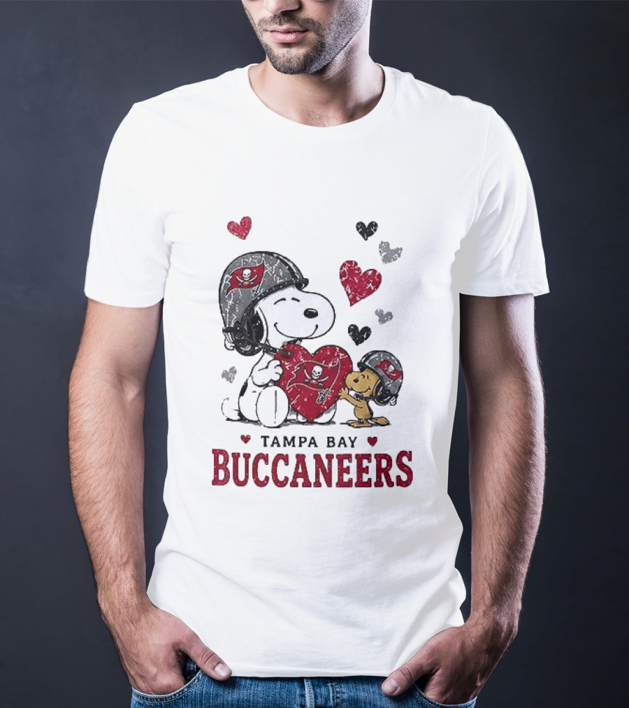 Tampa Bay Buccaneers Snoopy Peanuts Love Laughter T-Shirt