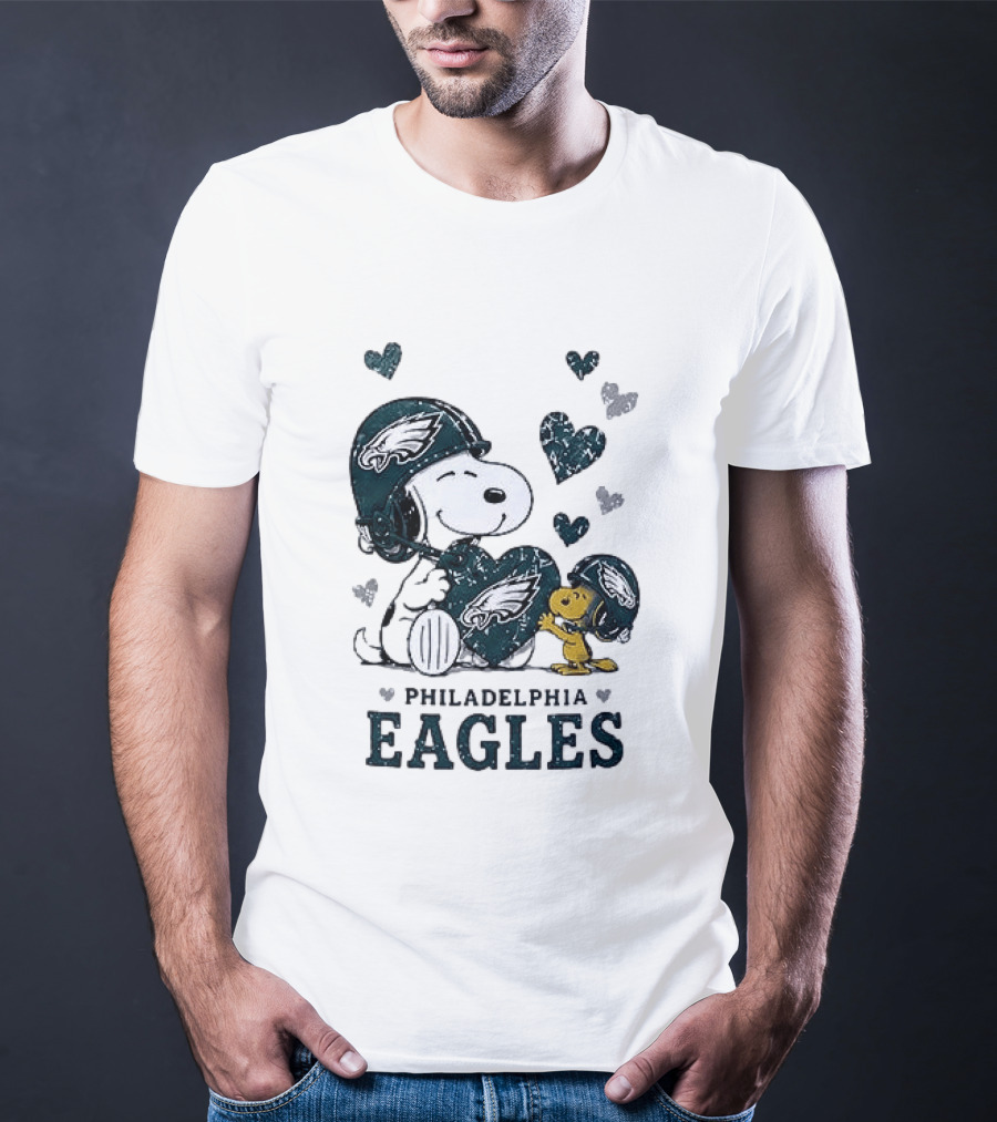 Philadelphia Eagles Snoopy Woodstock Love Hearts Collaboration T-Shirt