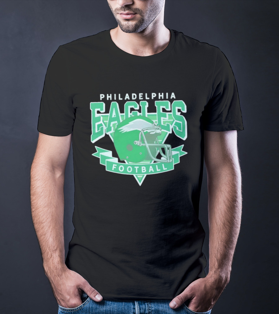 Philadelphia Eagles Helmet Vintage Style Football Fan Gear T-Shirt