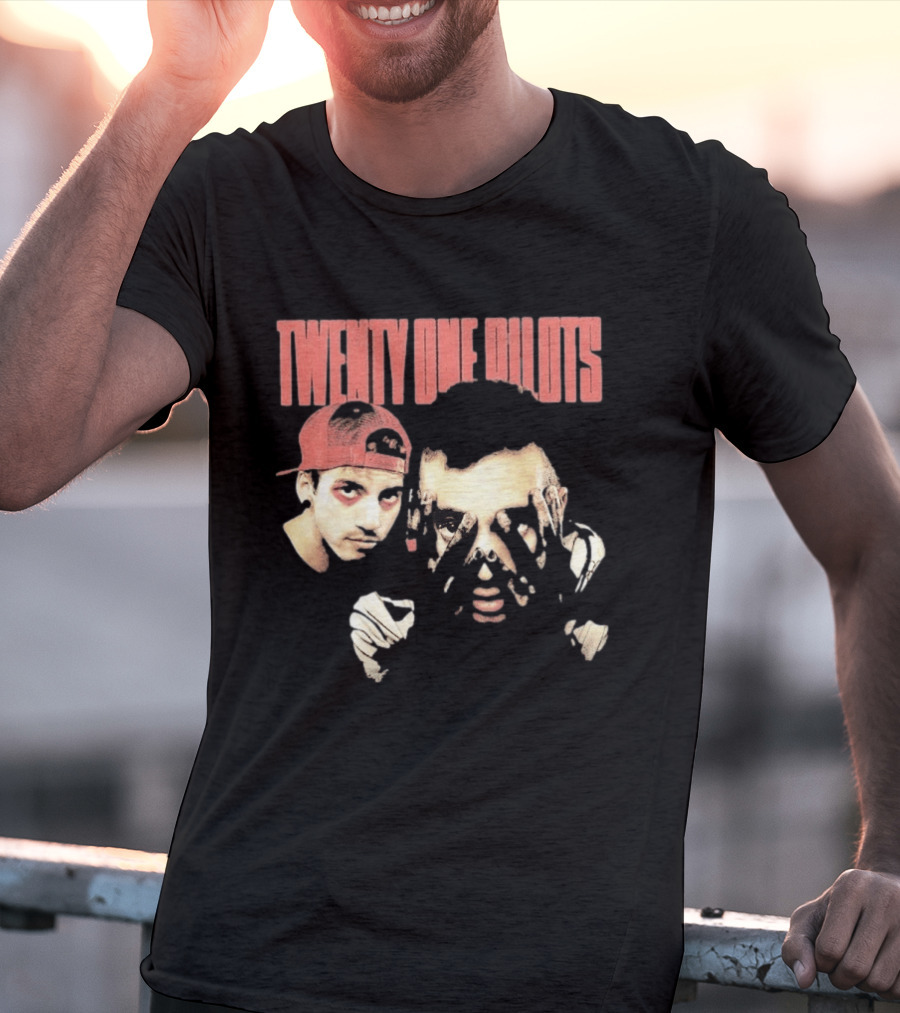 Twenty One Pilots Blurryface Anniversary Art Redʌctdif Ensemble T-Shirt