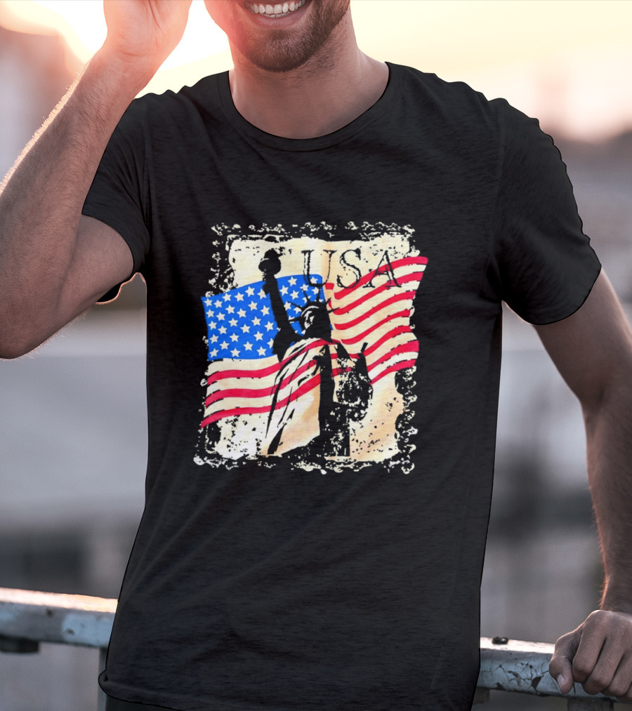 USA Statue Of Liberty American Flag T-Shirt