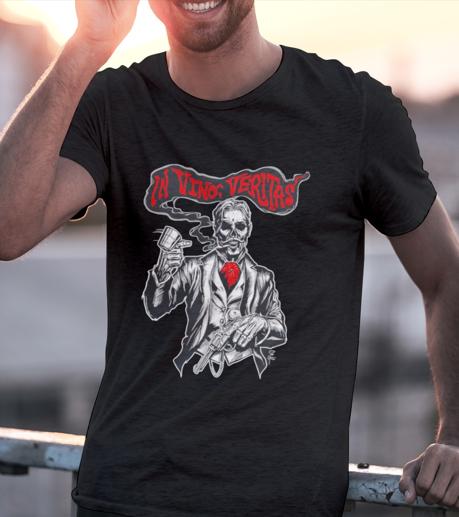 Skeleton Doc Holliday In Vino Veritas Smoking Gun Wine Cup T-Shirt