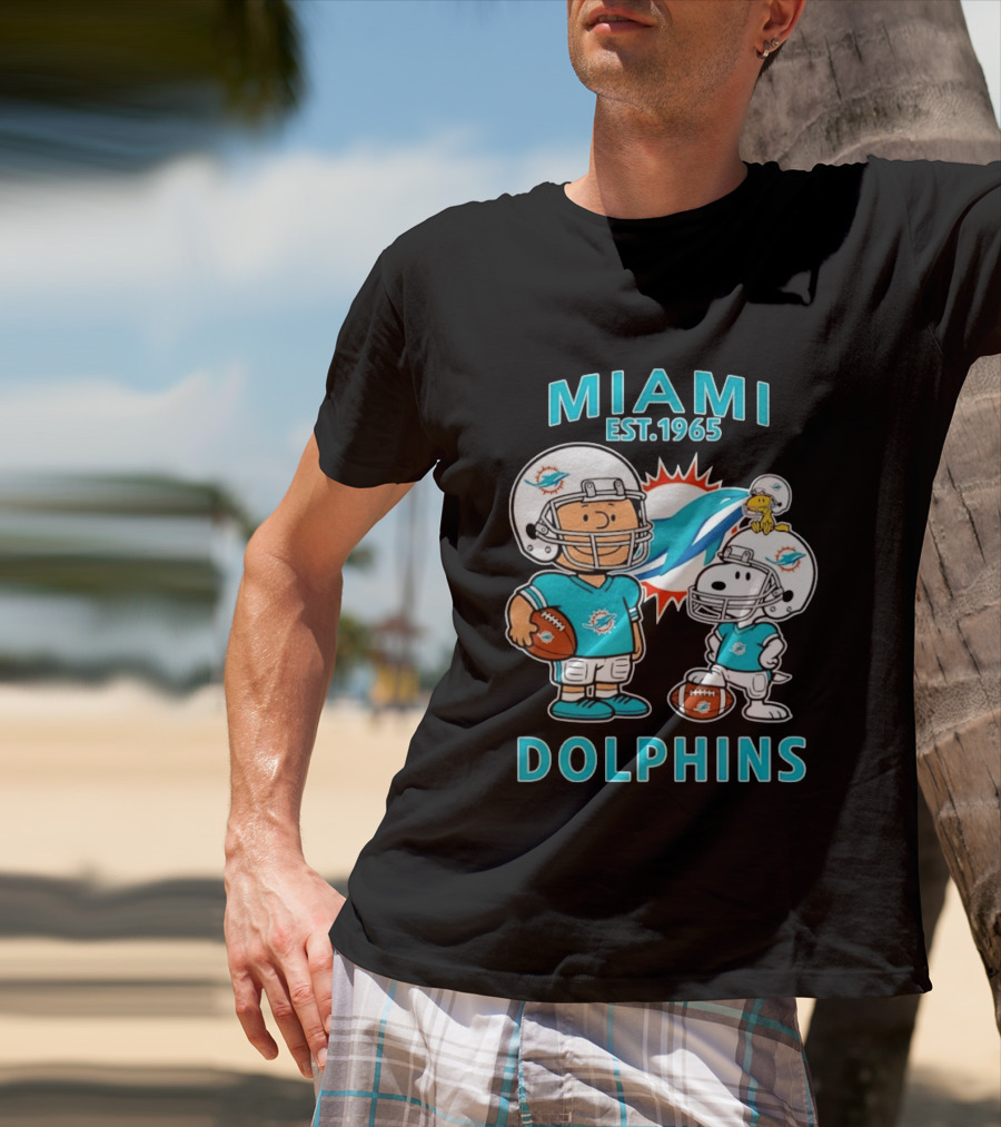 Miami Dolphins Est 1965 Charlie Brown Snoopy Football T-Shirt