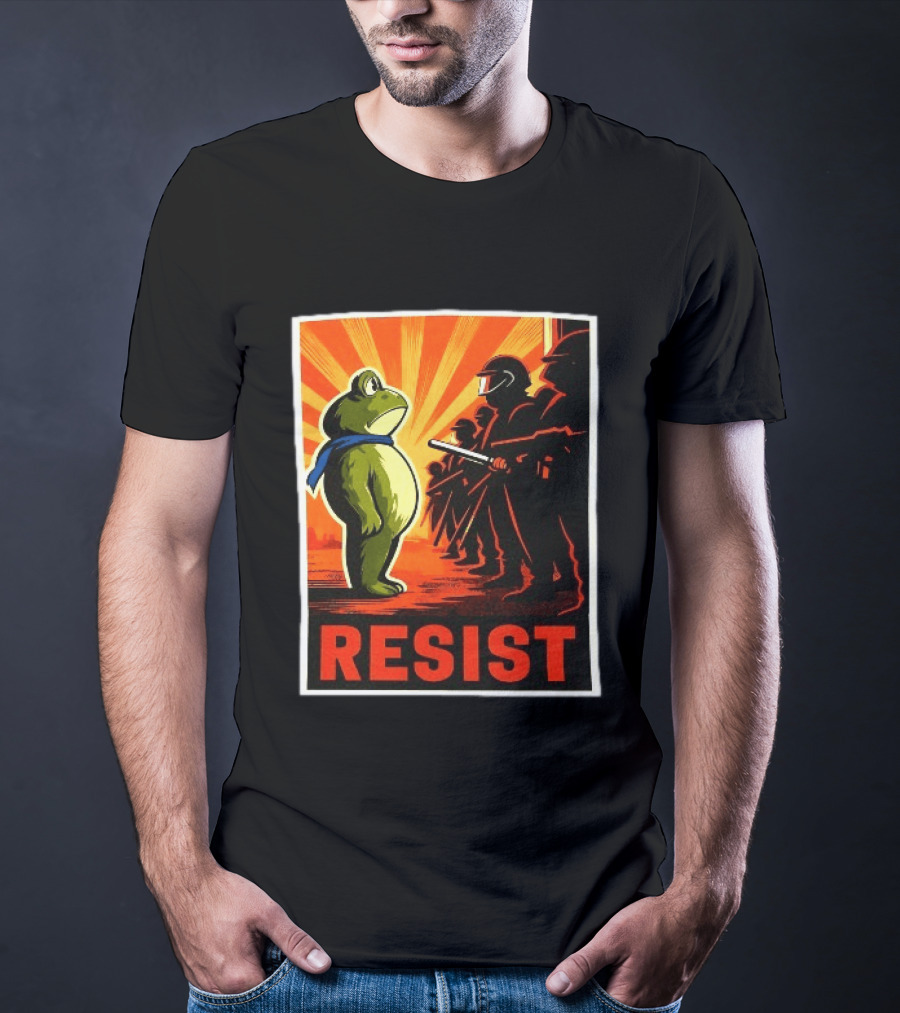 Resist Portland Frog 2025 Anti Fascism Protest Art With Frog And Riot Police T-Shirt