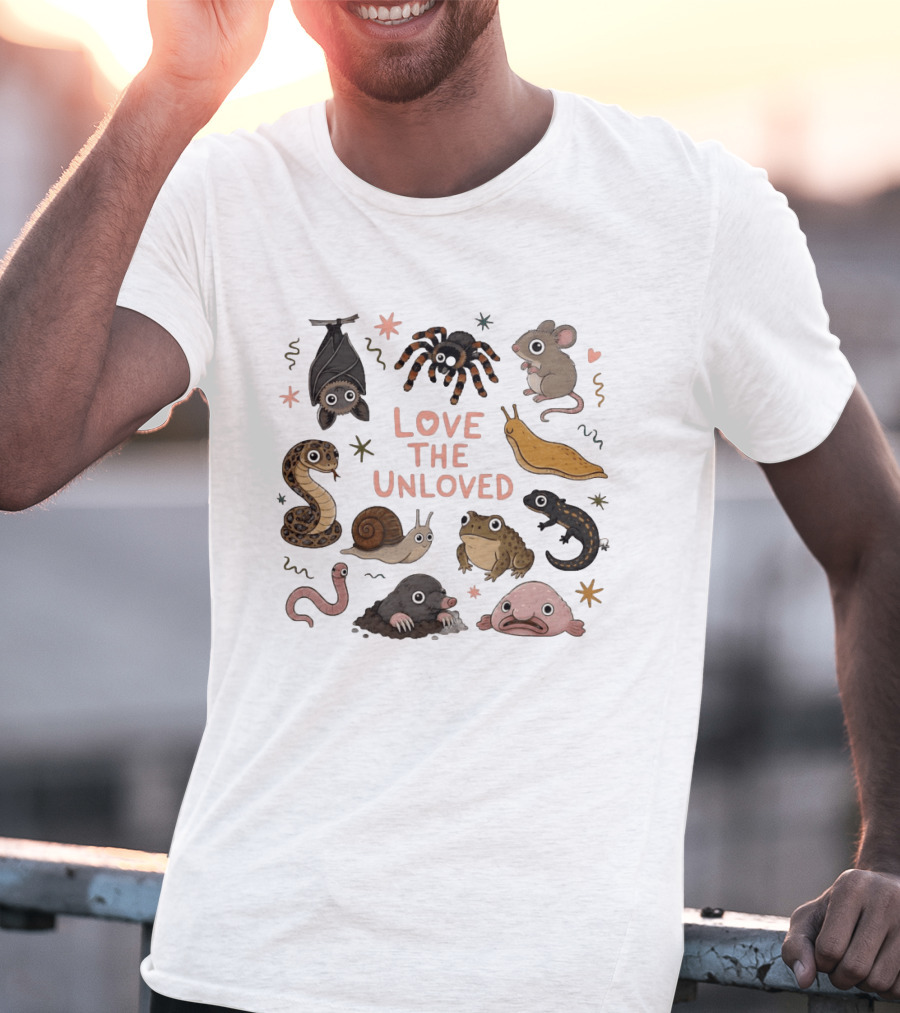 Love The Unloved Weird Animals Bat Spider Mouse Snake Snail Frog Blobfish Worm Salamander Slug T-Shirt