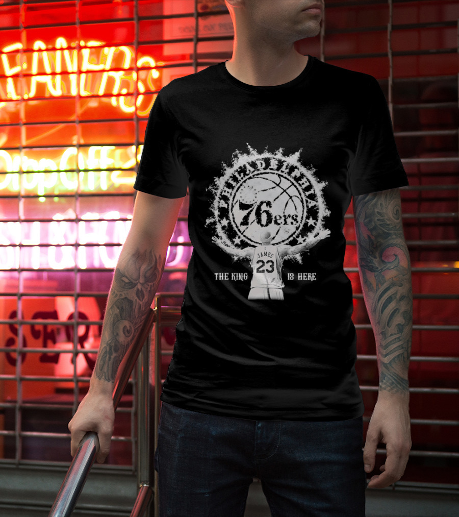 Philadelphia 76ers 23 Witness The King Is Here T-Shirt
