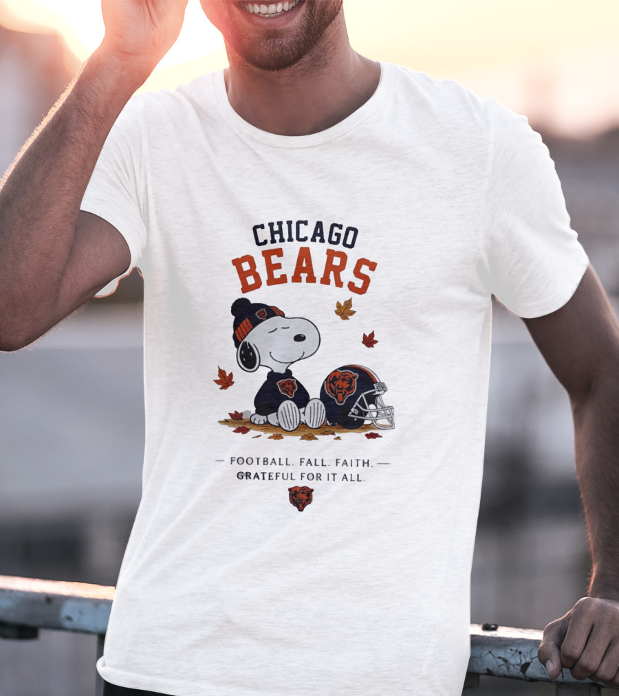 Chicago Bears Snoopy Grateful Football Fall Faith T-Shirt