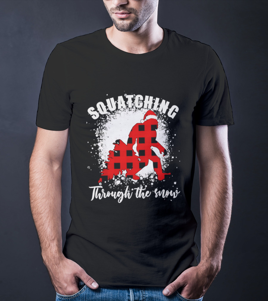 Squatching Through The Snow Bigfoot Santa Hat Christmas T-Shirt