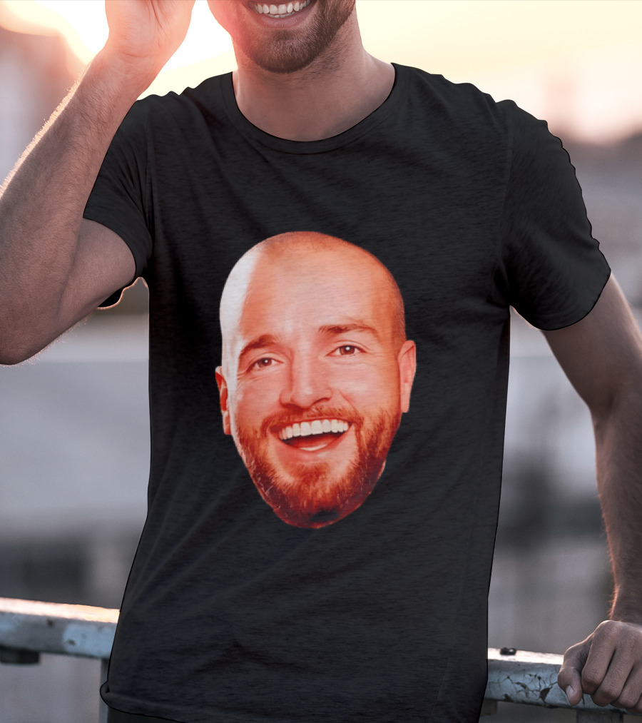The Smiling Man Happy Face Bold Expression T-Shirt