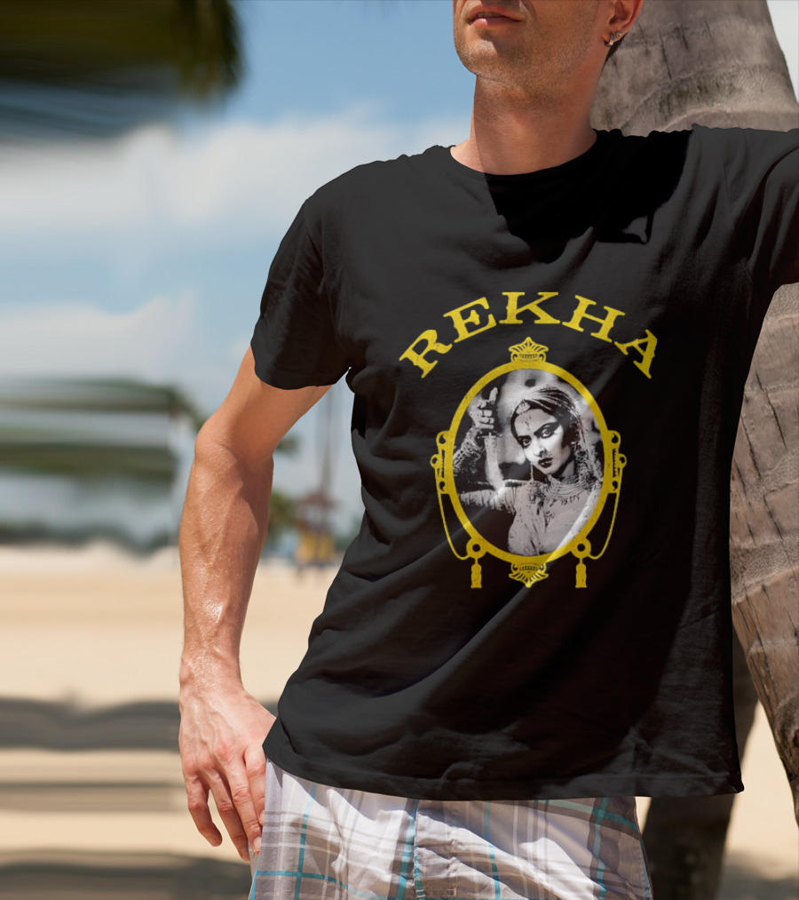 REKHA Diva Holding A Dagger T-Shirt