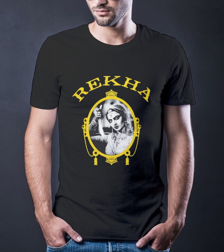 REKHA Diva Holding A Dagger T-Shirt