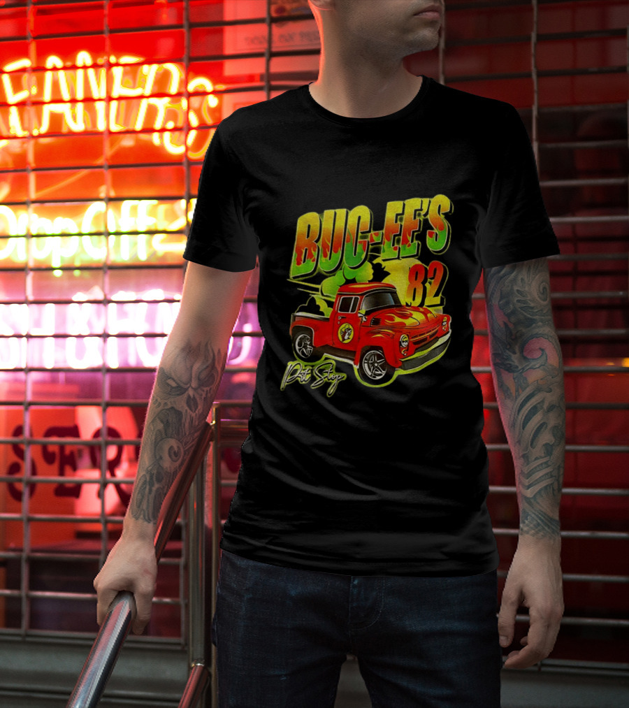 Buc Ee's 82 Pit Stop Vintage Red Truck T-Shirt