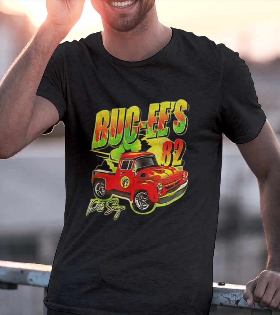 Buc Ee's 82 Pit Stop Vintage Red Truck T-Shirt