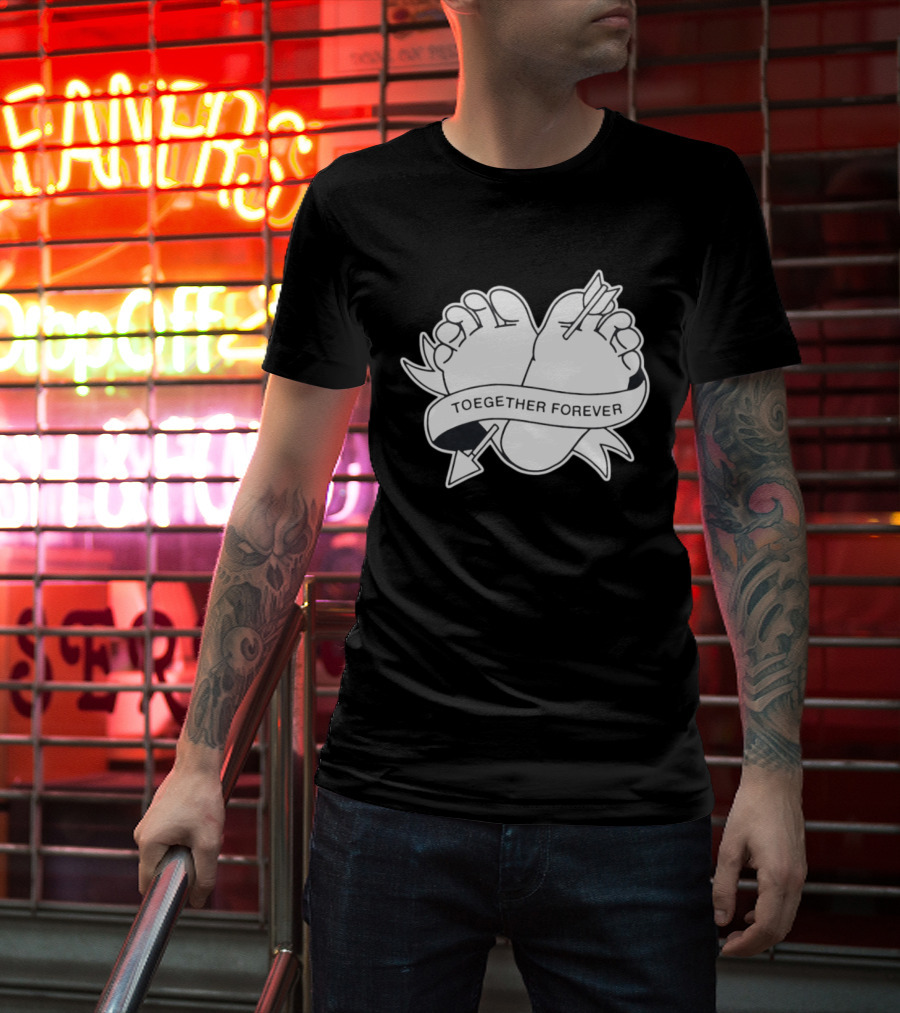 Cupid's Piercing Toegther Forever Two Feet Arrow Heart Ribbon T-Shirt