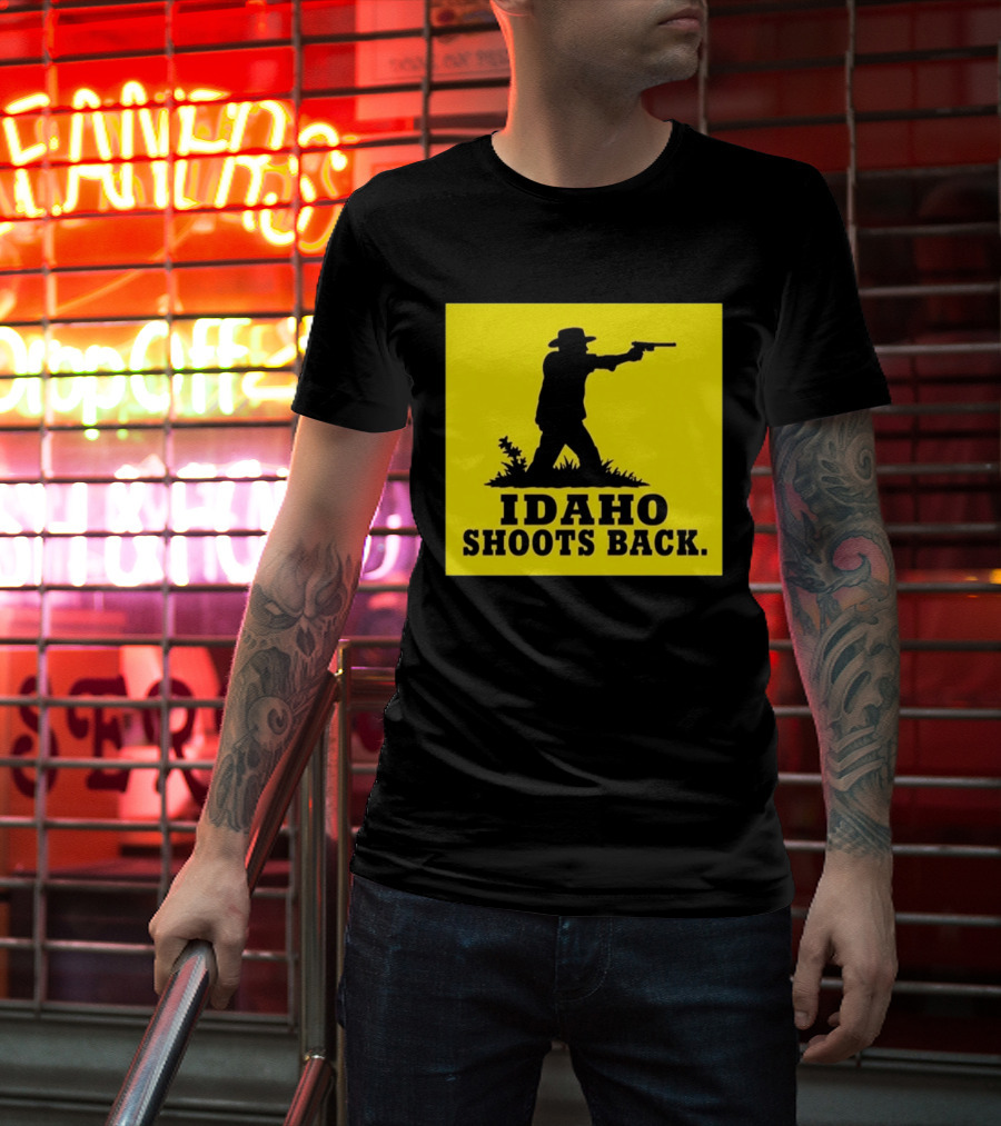 Idaho Shoots Back Cowboy Silhouette Retro Humor T-Shirt