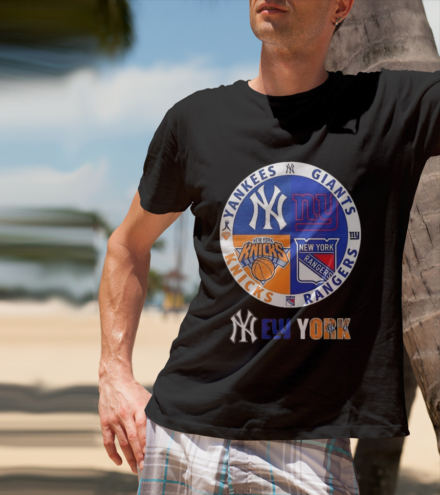 Yankees Giants Knicks Rangers New York Sports Teams Logos T-Shirt