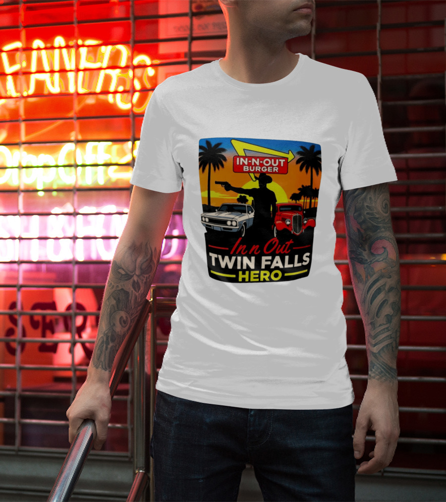 In N Out Burger Twin Falls Hero Sunset Cars Palms 2026 T-Shirt