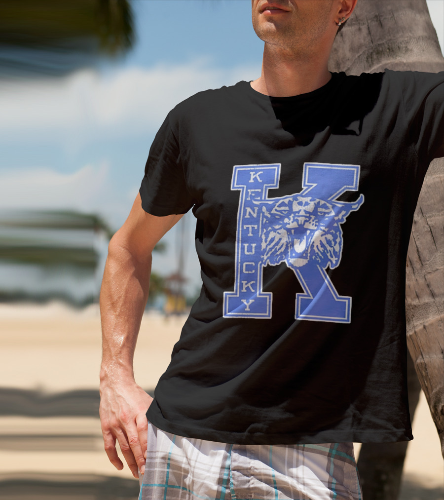 Kentucky Wildcats NCAA Distressed Block Letter K Wildcats Head T-Shirt