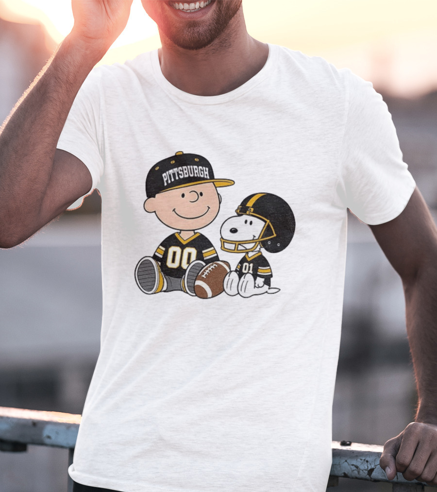 Pittsburgh Football Charlie Brown Snoopy Pigskin Player T-Shirt