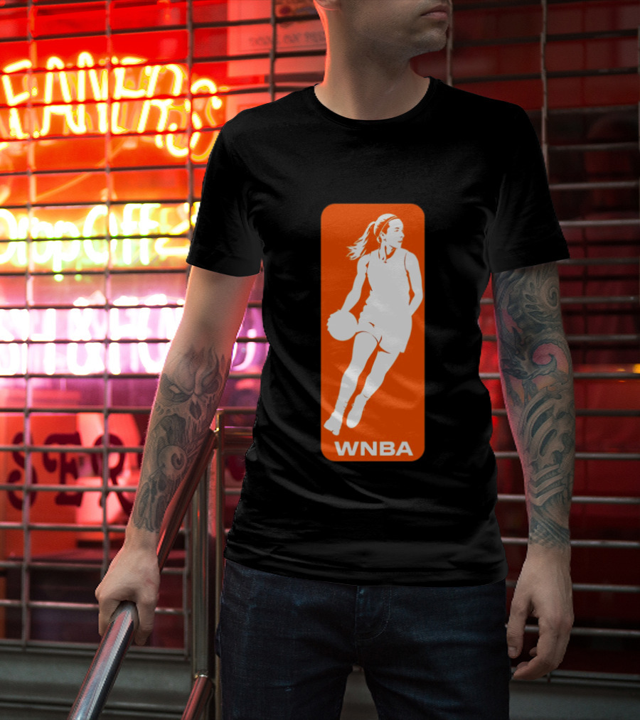 Caitlin Clark Basketball Player WNBA T-Shirt