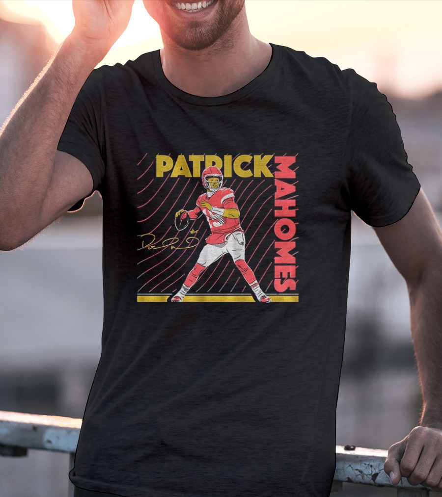Patrick Mahomes Kansas City Chiefs Football Player Signature T-Shirt