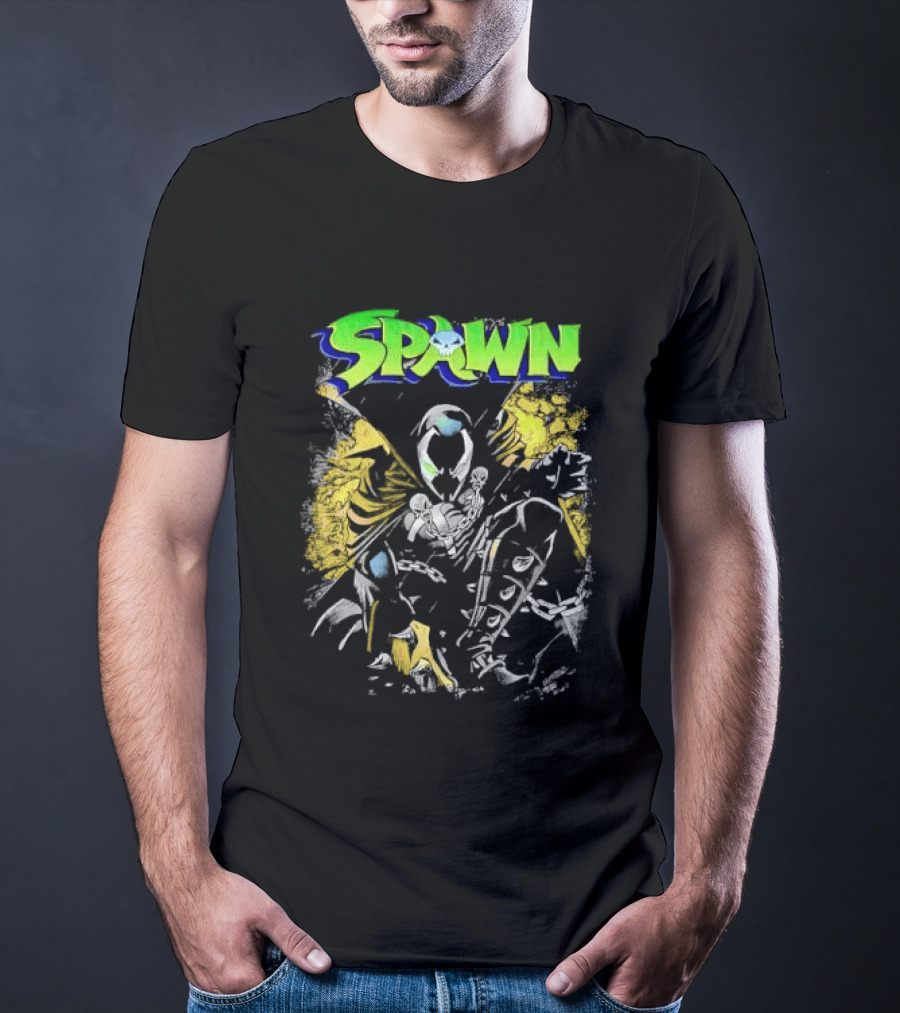 Spawn Crouching Superhero Chains Cape Distressed Comics T-Shirt