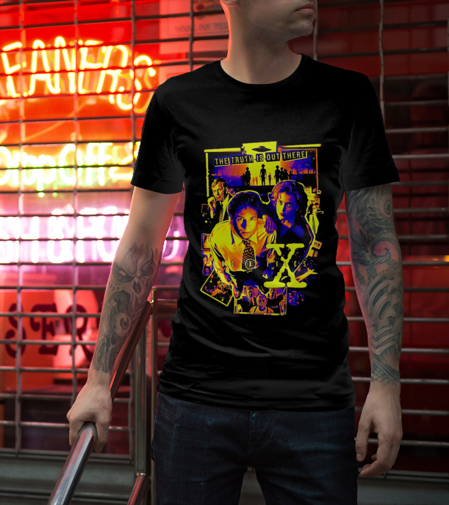 The Truth Is Out There The X Files Mulder Scully 90s TV Series T-Shirt