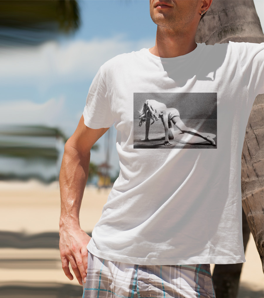 Madonna Confessions II Dance Floor Iconic Pose Black And White T-Shirt