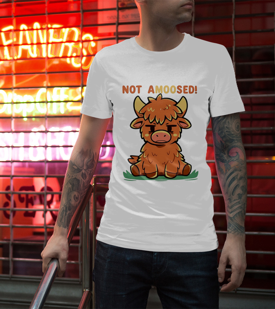 Not Amoosed Cute Grumpy Highland Cow Pun T-Shirt