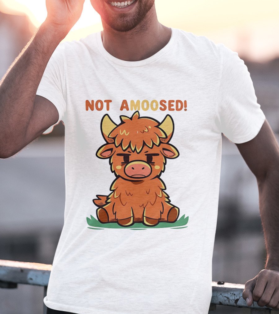 Not Amoosed Cute Grumpy Highland Cow Pun T-Shirt