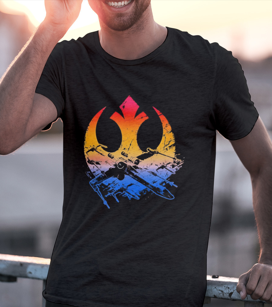 Star Wars Rebel Alliance Distressed Insignia X Wing Starfighters Gradient T-Shirt